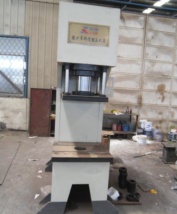 200T單臂油壓機(jī)（單臂液壓機(jī)、校正、校直專(zhuān)用油壓機(jī)）