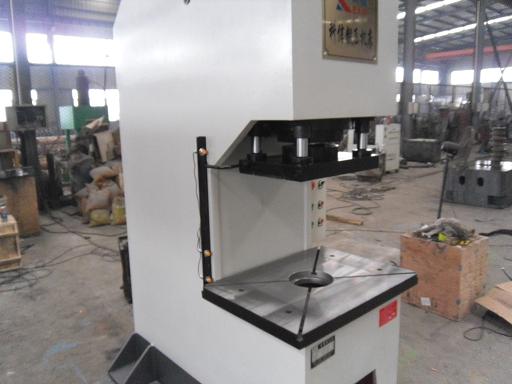 63T單臂油壓機(jī)（單臂液壓機(jī)、軸承壓裝油壓機(jī)）